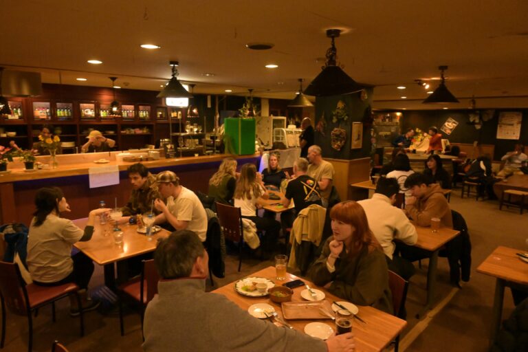 SNOW KING ご案内｜Chalet Shiga 1F